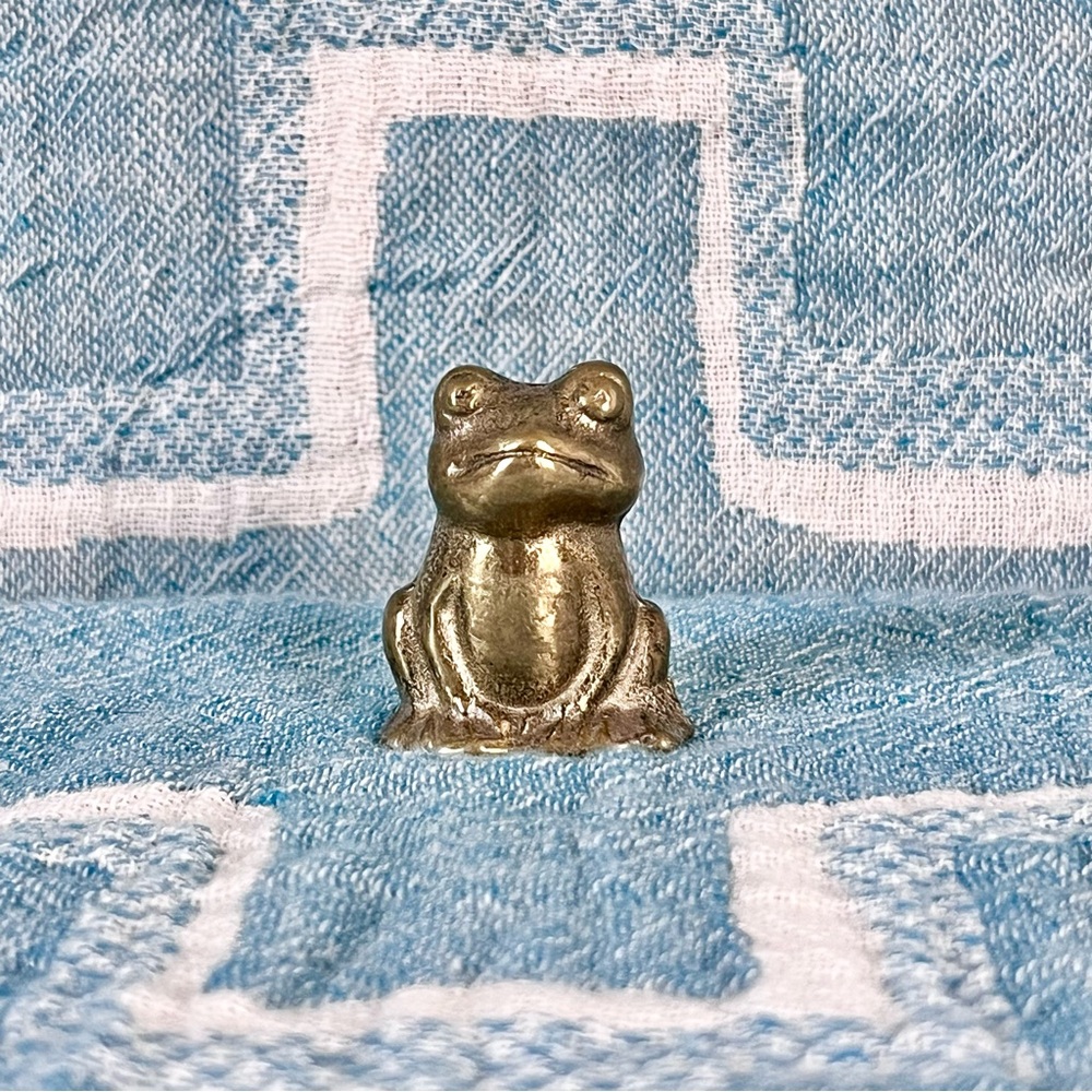 Vintage Brass Frog Figurine